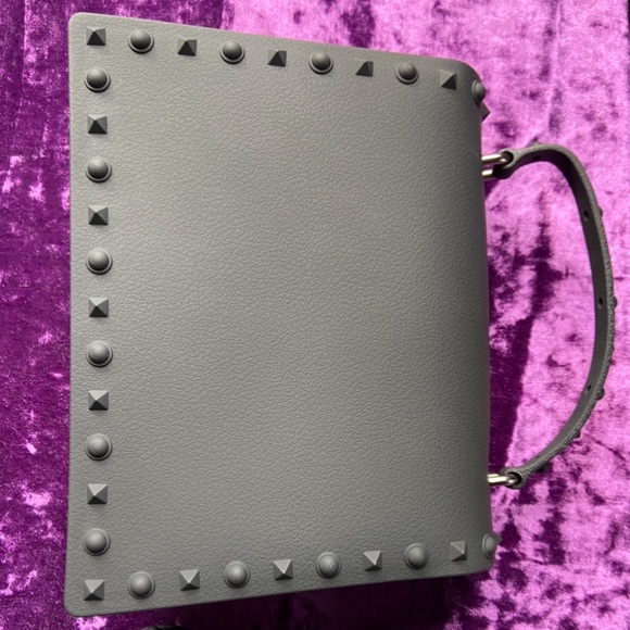 SOLD - Picture 3 of 8